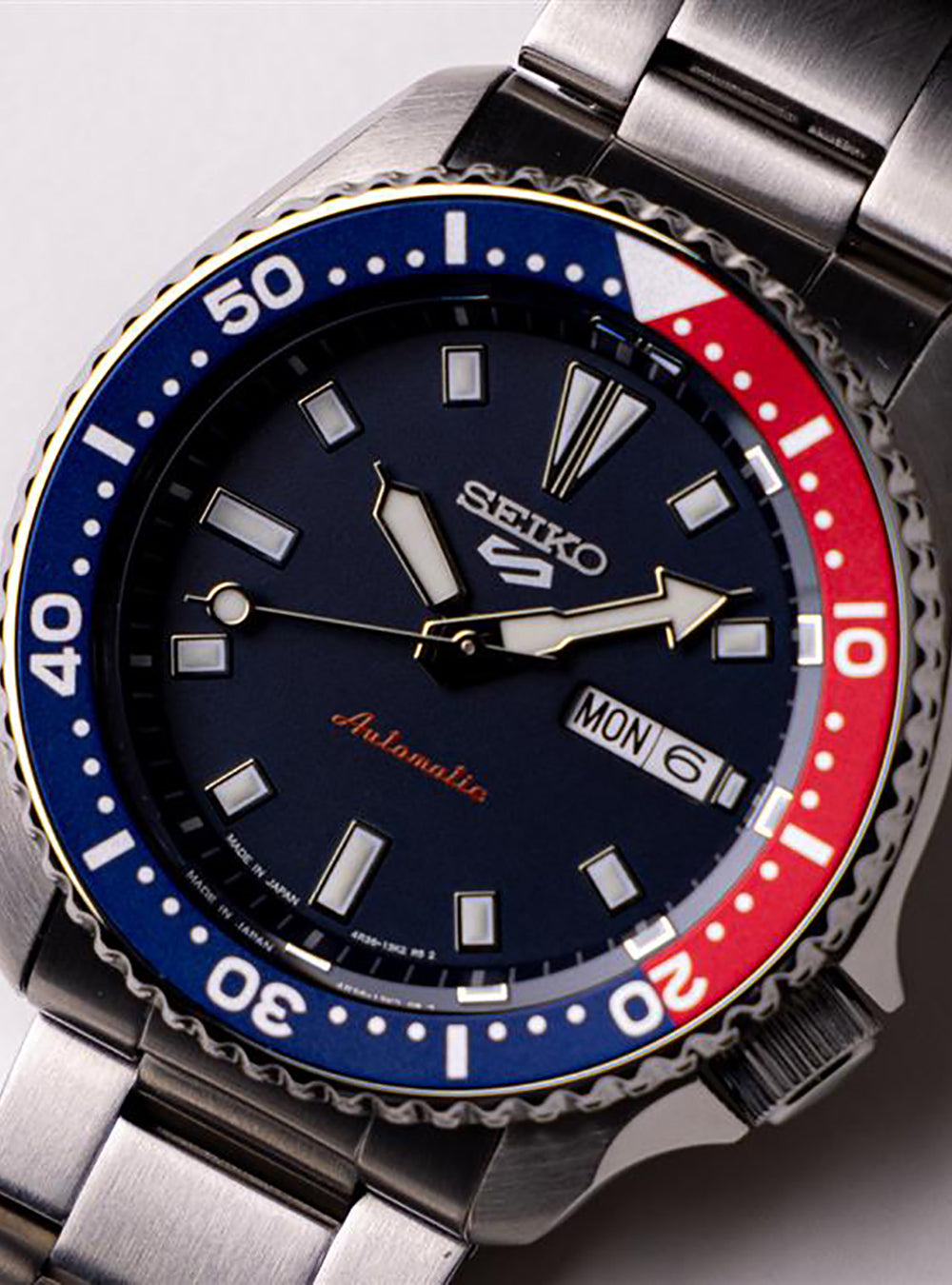 SEIKO 5 SPORTS SKX SPORTS STYLE SBSA267 ON-TIME MOVE LIMITED EDITION MADE  IN JAPAN JDM