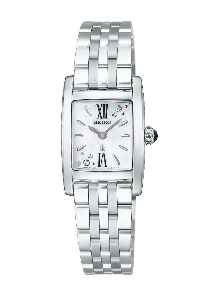 Special features unique to this limited-edition model, featuring lab-grown diamonds set in two locations