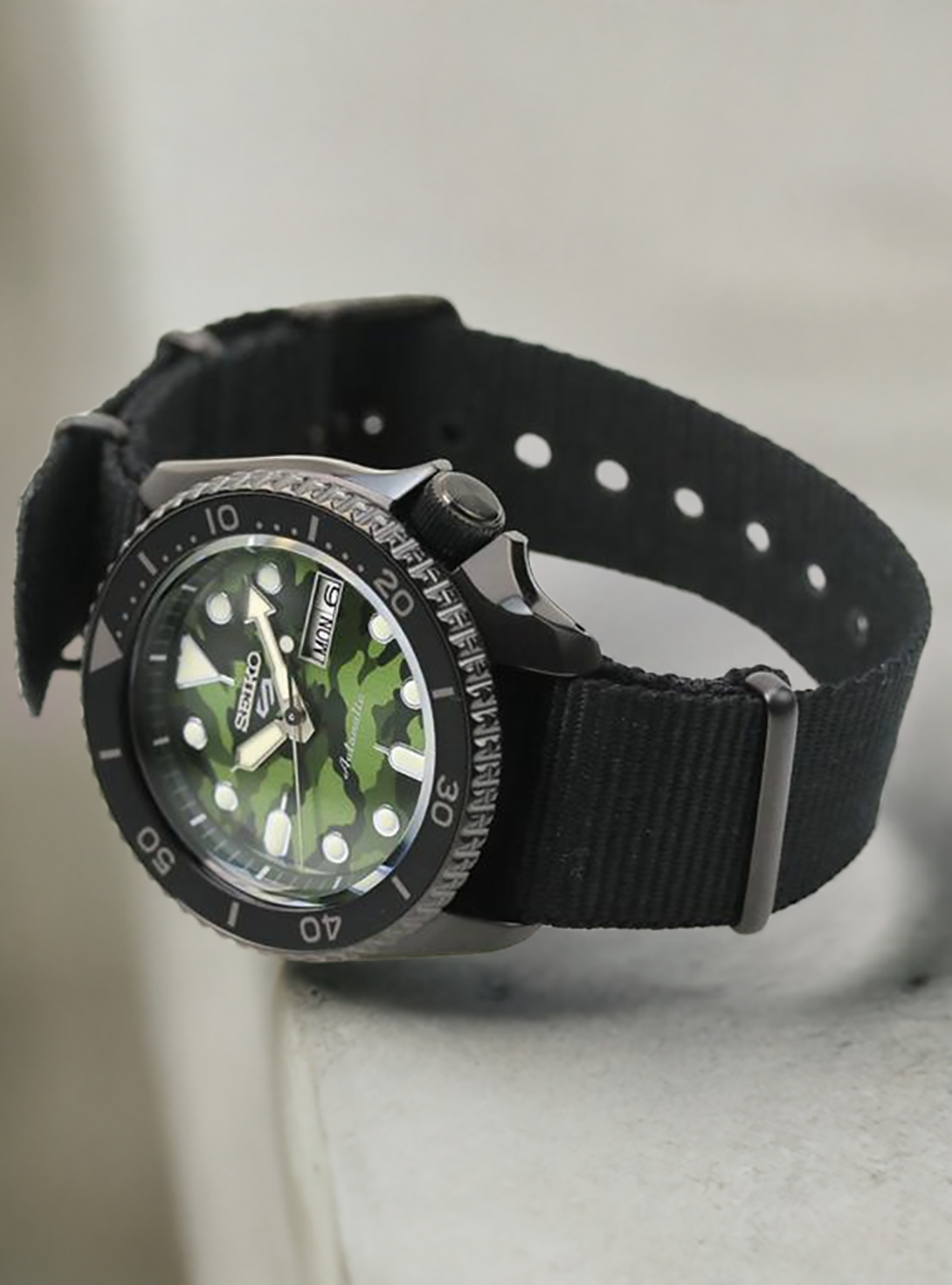 SEIKO 5 SPORTS WATCH SKX SERIES SBSA173 / SRPJ37 MADE IN JAPAN JDM SEIKO 5 SPORTS WATCH SKX SERIES SBSA173 / SRPJ37 MADE IN JAPAN JDM