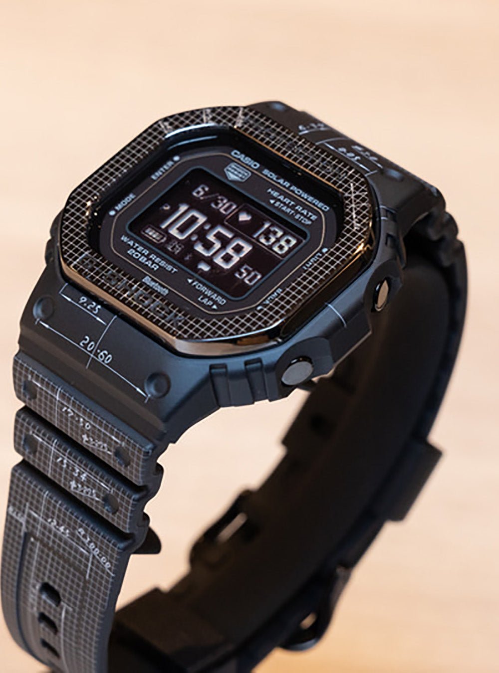 G-SHOCK DW-5600-1JR-