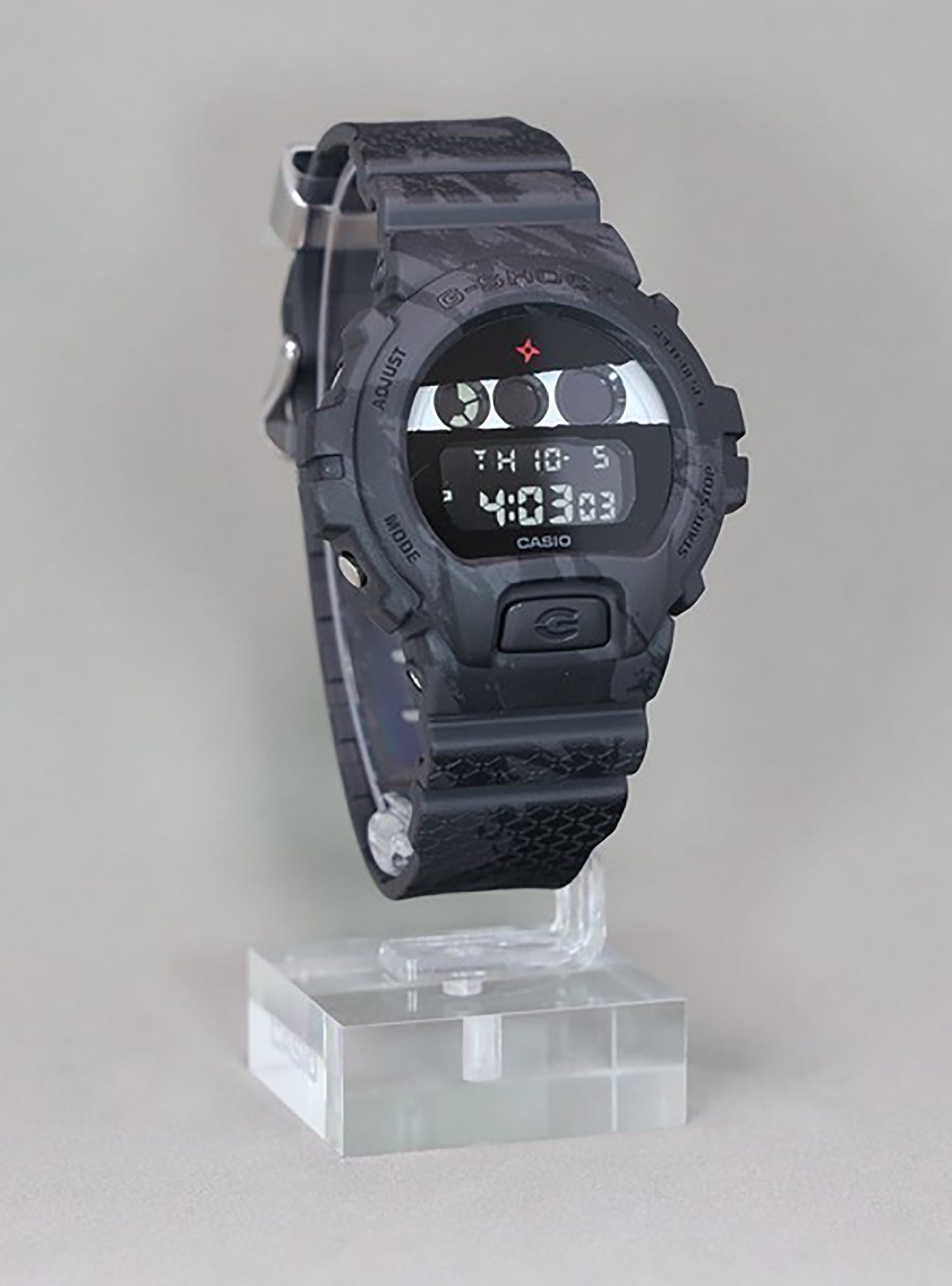 新着 G-SHOCK CASIO DW-6900 ビーズ 箱無し B'z 腕時計(デジタル