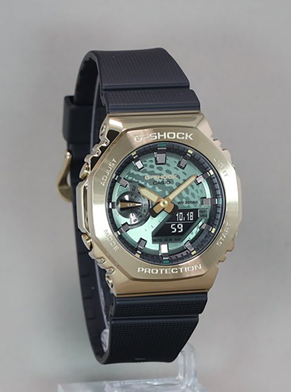 CASIO G-SHOCK RYO ISHIKAWA SIGNATURE MODEL ANALOG-DIGITAL 2100 SERIES  GM-2100RI23-1JR JDM