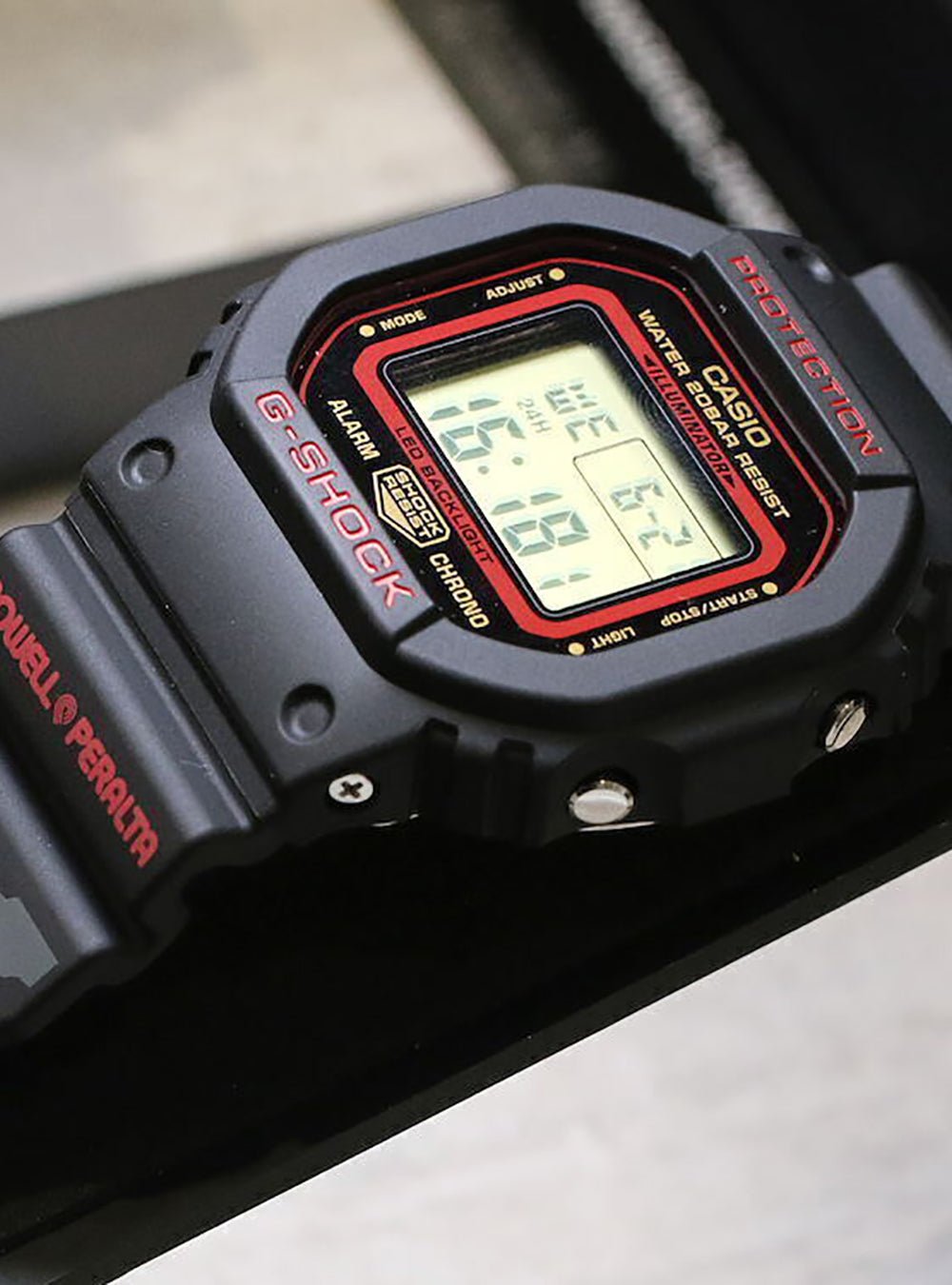 CASIO CASIO 腕時計 G-SHOCK Kelvin Hoefler x Powell Peralta コラボレーションモデル DW-5600KH-1JR [管理:1100050160]