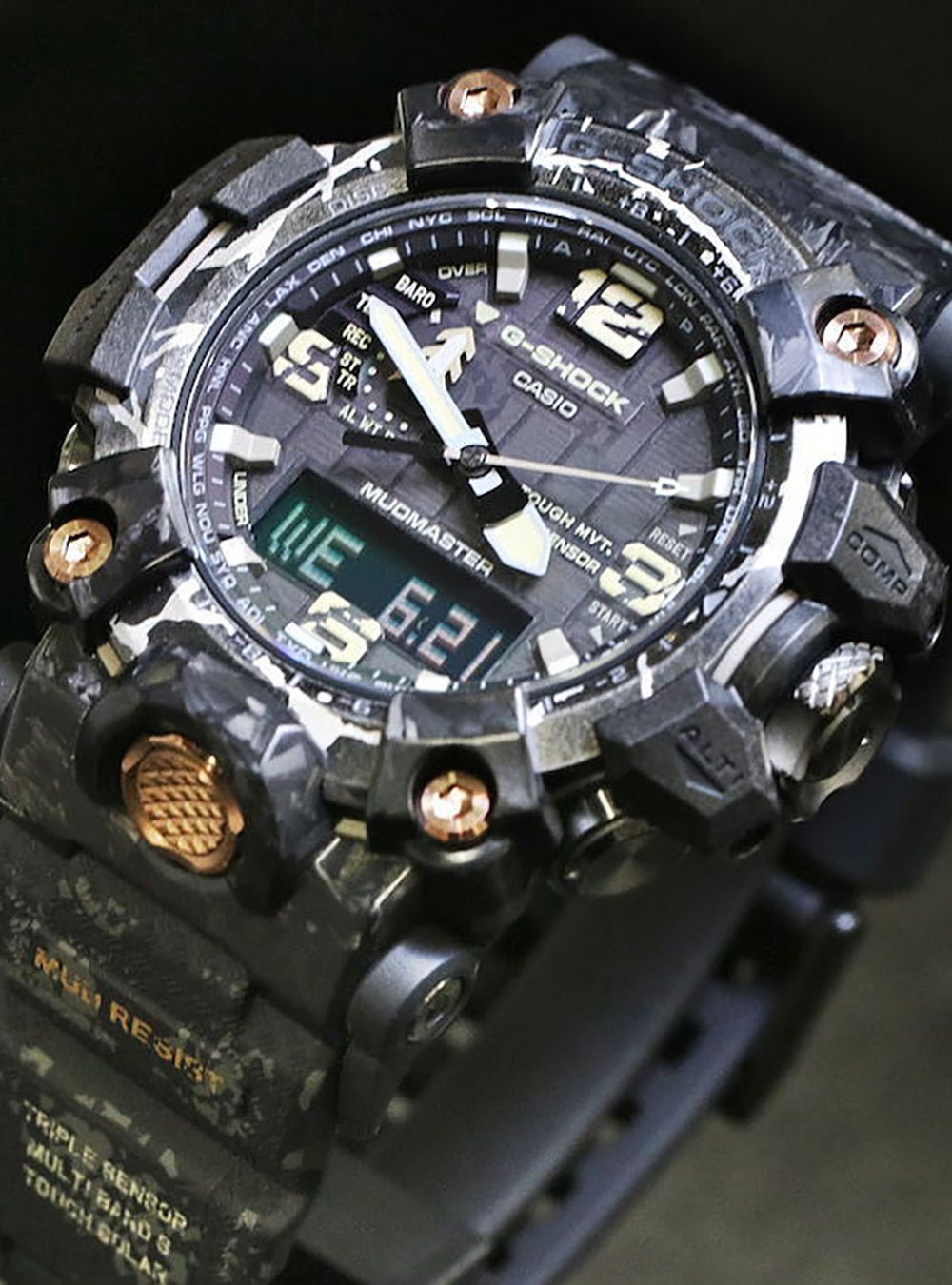 G-shock Mens Analogue / Digital Mudmaster Carbon Watch in Black | Stewart  Dawsons
