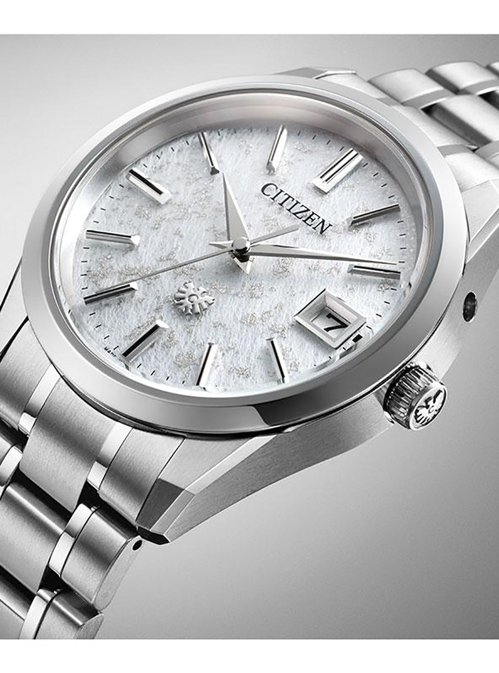 THE CITIZEN SUNAGO-MAKI WASHI DIAL MODEL AQ4100-65W LIMITED